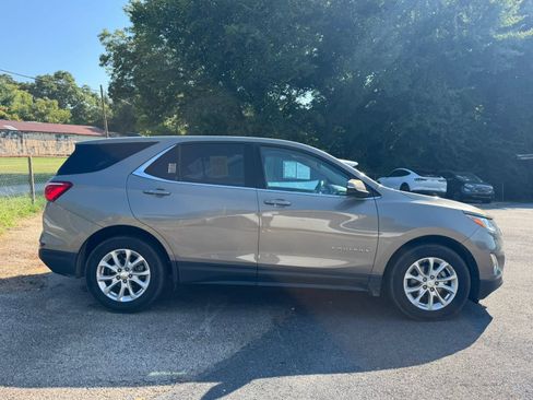 Used 2019 Chevrolet Equinox LT FWD image 8