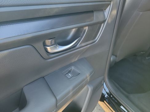 Used 2024 Honda CR-V LX image 13