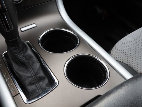 Used 2013 Ford Edge SEL image 28