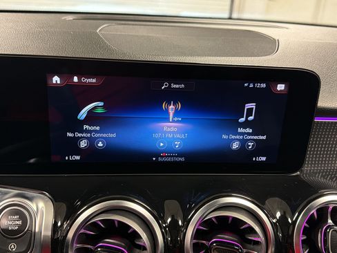 Used 2022 Mercedes-Benz GLB 250 image 17