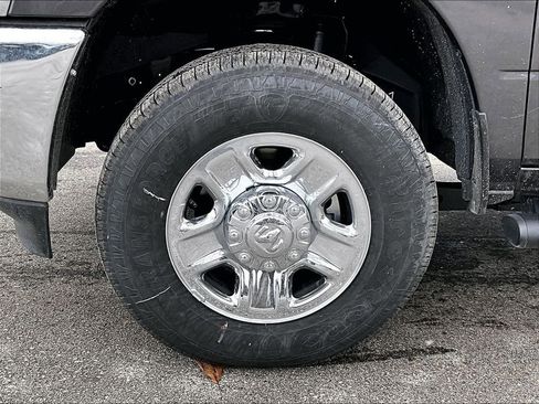 New 2026 RAM 3500 Tradesman AWD/4WD image 8