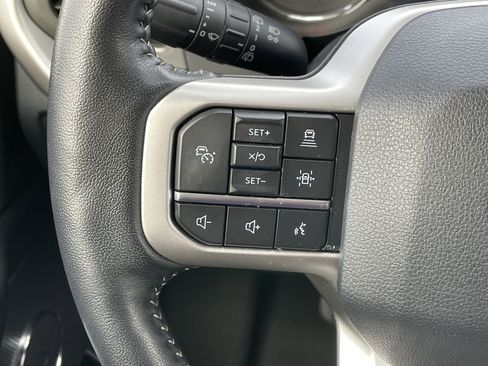 Used 2022 Ford Expedition XLT image 21