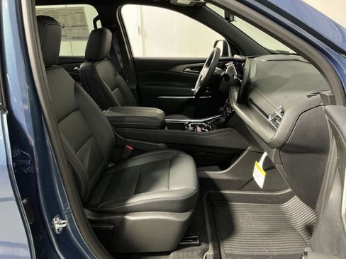 New 2026 Chevrolet Traverse LT w/ Driver Confidence Package image 35