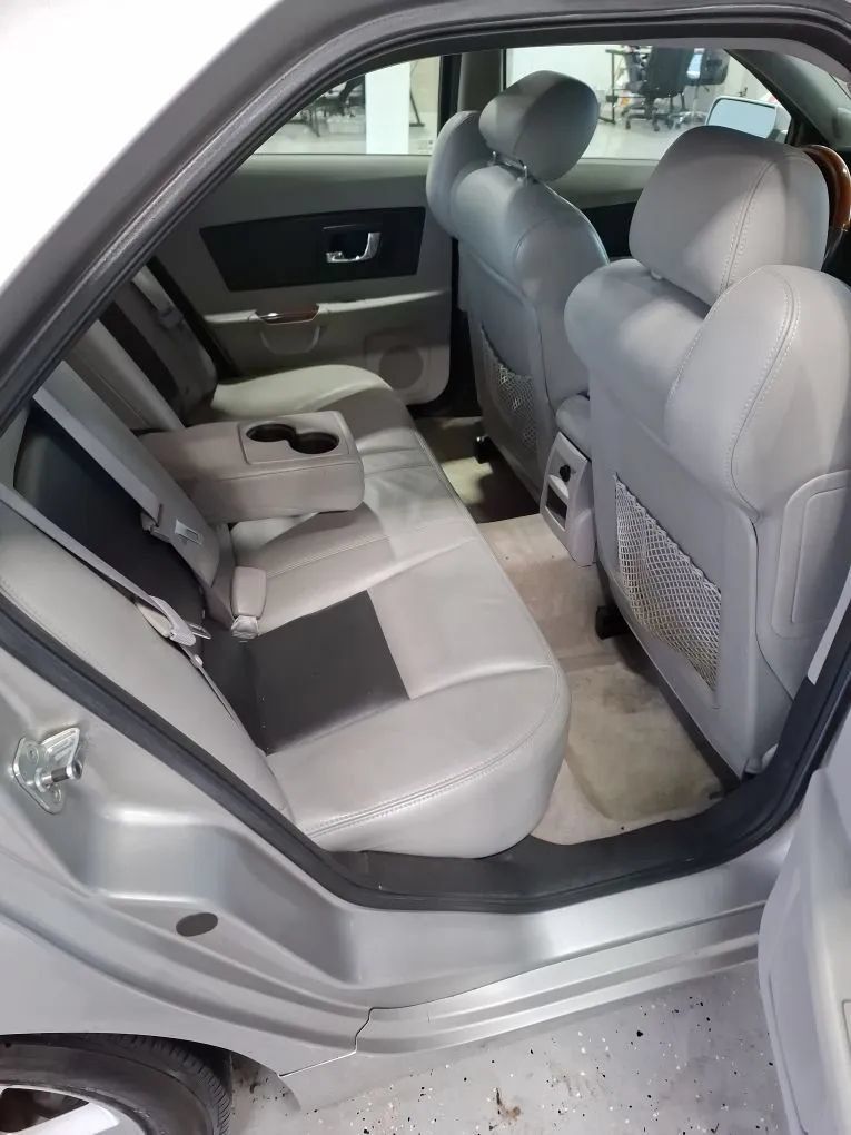 Used 2005 Cadillac CTS 3.6 w/ Luxury Package RWD image 6