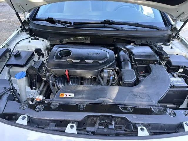 Used 2017 Hyundai Sonata SE FWD image 20