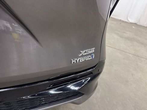 Used 2021 Toyota Sienna XSE image 27