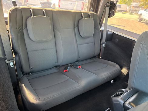 Used 2021 Jeep Wrangler Sport S image 20