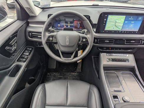 New 2026 Lincoln Aviator AWD w/ Jet Appearance Package image 15