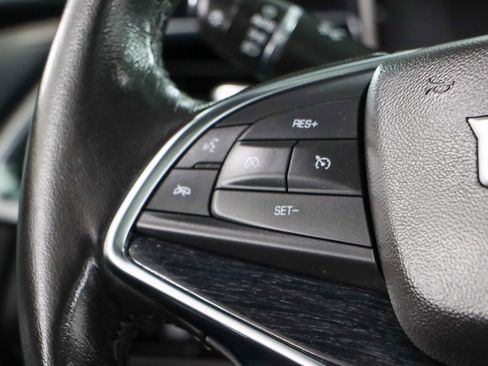 Used 2023 Cadillac XT5 Premium Luxury image 13