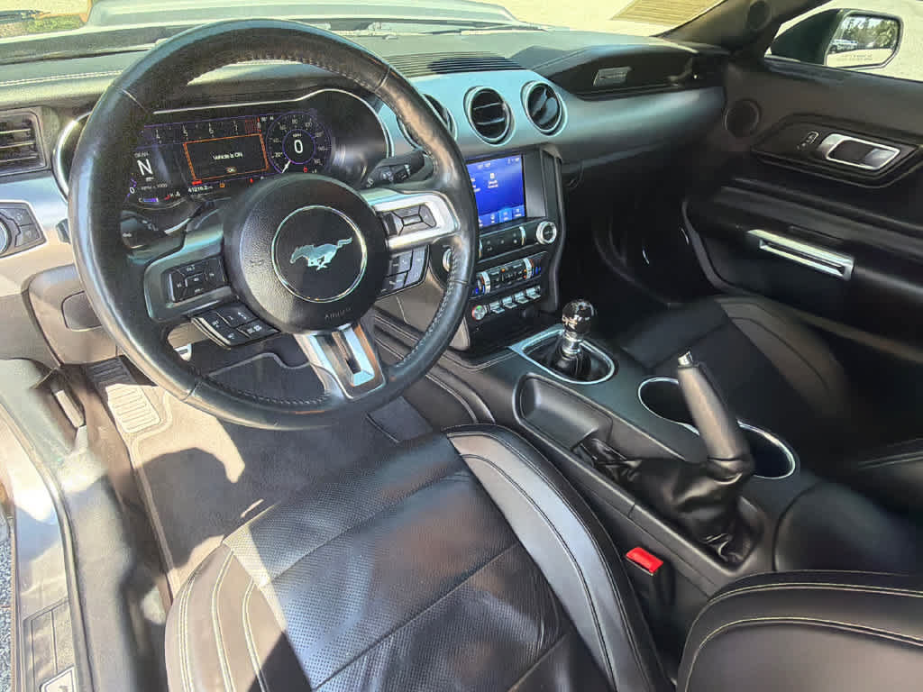 Used 2022 Ford Mustang GT Premium w/ Equipment Group 401A RWD image 19