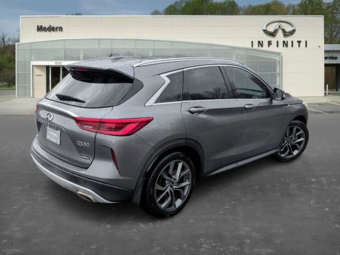 Used 2021 INFINITI QX50 Autograph w/ Premium White Leather Package image 4