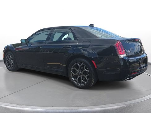 Used 2015 Chrysler 300 S AWD/4WD image 7