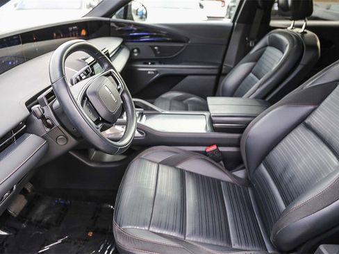 Certified 2024 Lincoln Nautilus Reserve w/ Equipment Group 202A image 22