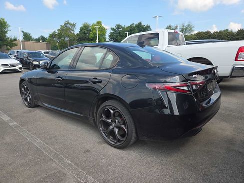Used 2024 Alfa Romeo Giulia Ti w/ Performance Driving Package AWD/4WD image 3
