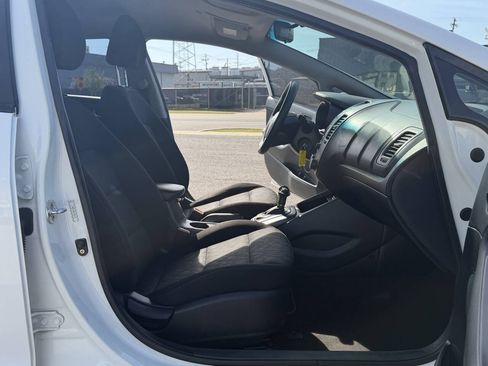 Used 2016 Kia Forte LX FWD image 11