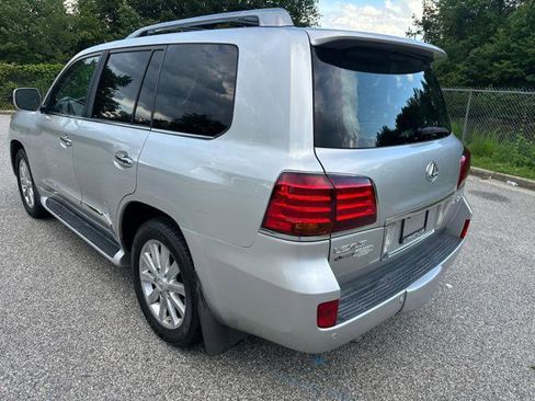 Used 2009 Lexus LX 570 4WD image 5