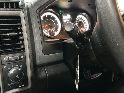 Used 2017 RAM 1500 Express w/ Express Value Package image 23