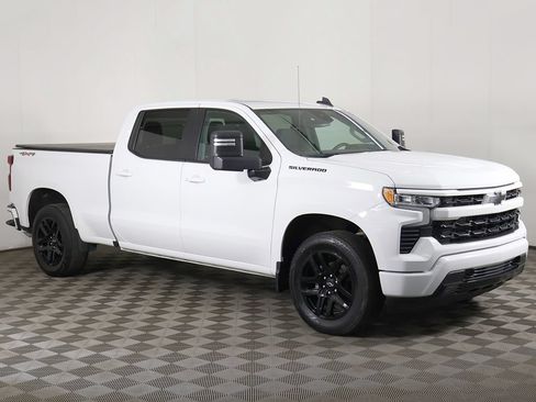 Used 2024 Chevrolet Silverado 1500 RST w/ Max Trailering Package AWD/4WD image 2