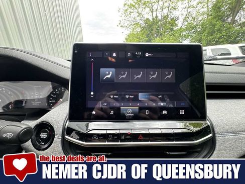 Used 2024 Jeep Compass Sport AWD/4WD image 18