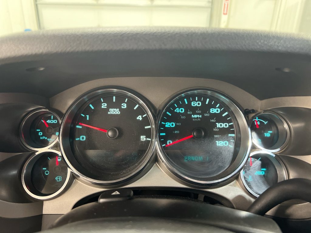 Used 2012 GMC Sierra 2500 SLE AWD/4WD image 12