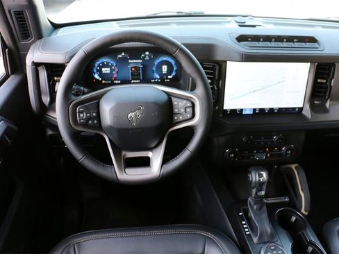 New 2025 Ford Bronco Badlands w/ Sasquatch Package image 22