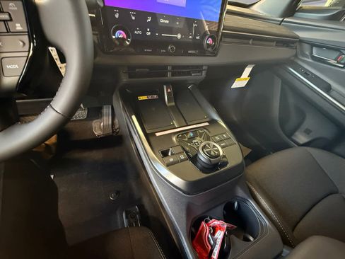 New 2026 Toyota C-HR AWD/4WD image 19