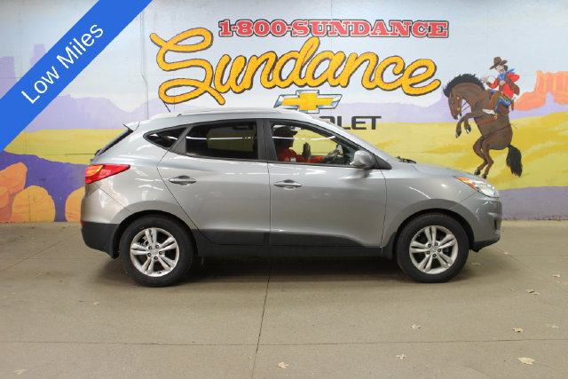 Used 2011 Hyundai Tucson GLS FWD image 1
