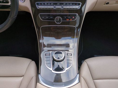 Used 2020 Mercedes-Benz C 300 Sedan image 18