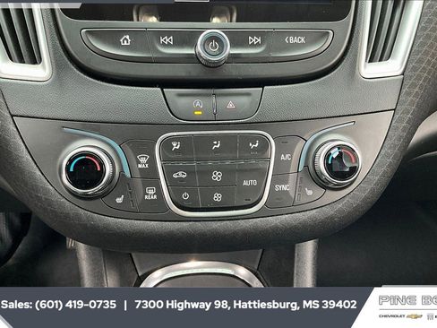 Used 2023 Chevrolet Malibu LT w/ Driver Confidence Package FWD image 22