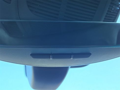 New 2026 Mercedes-Benz GLE 63 AMG S image 22