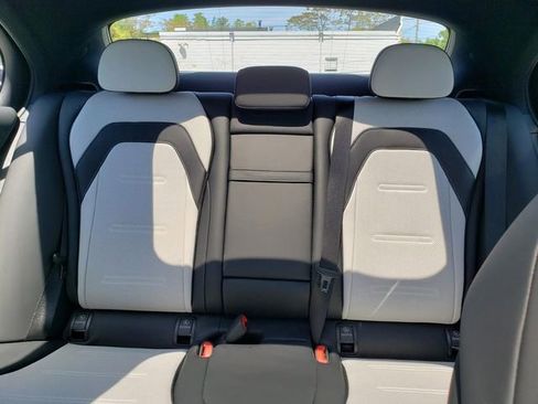Used 2026 Mercedes-Benz E 53 AMG e 4MATIC Sedan image 32
