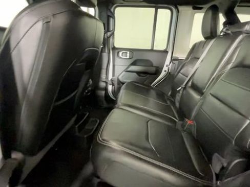 Used 2023 Jeep Wrangler Unlimited Sahara w/ Cold Weather Group AWD/4WD image 16