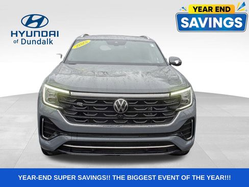 Used 2025 Volkswagen Atlas Cross Sport SEL Premium R-Line image 12