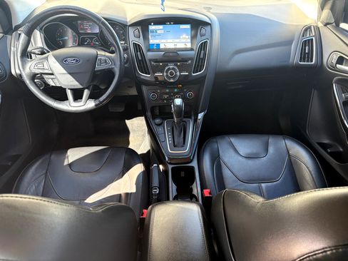 Used 2018 Ford Focus Titanium image 10