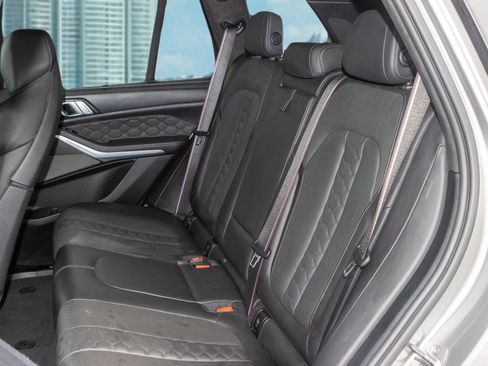 Used 2022 BMW X5 M w/ Competition Package 2 image 17