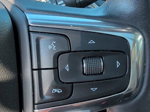 Used 2019 Chevrolet Blazer Premier w/ Sun and Wheels Package AWD/4WD image 38
