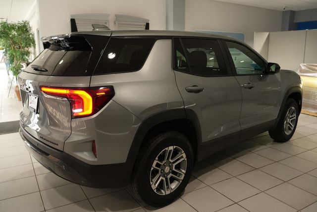 Used 2025 GMC Terrain Elevation AWD/4WD image 7