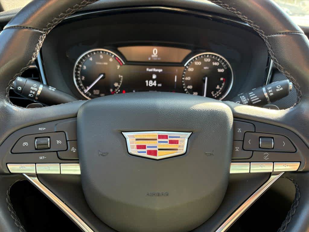 Used 2025 Cadillac XT6 Luxury FWD image 15