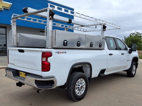 Used 2025 Chevrolet Silverado 2500 W/T w/ WT/CX Safety Package AWD/4WD image 9