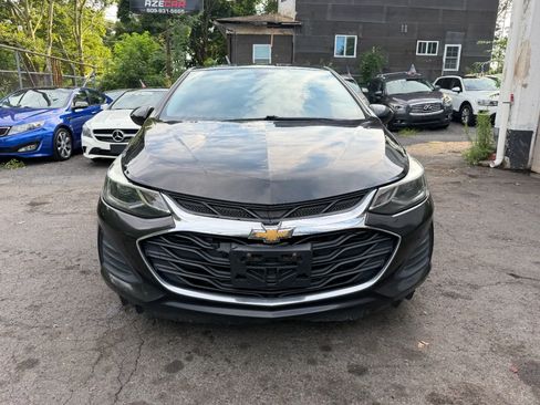 Used 2019 Chevrolet Cruze LT FWD image 14