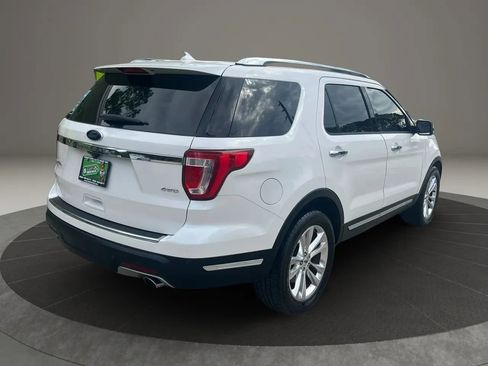 Used 2018 Ford Explorer Limited w/ Equipment Group 301A AWD/4WD image 6