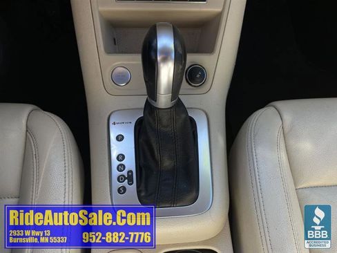 Used 2013 Volkswagen Tiguan S image 19
