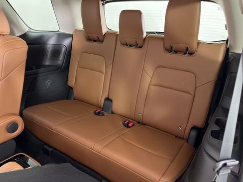 New 2026 Nissan Pathfinder Platinum AWD/4WD image 49