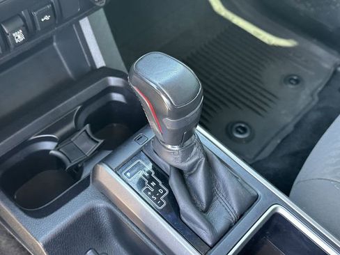 Used 2021 Toyota Tacoma SR5 RWD image 21