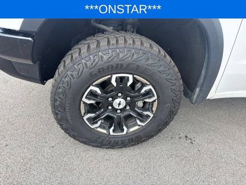 Used 2023 Chevrolet Silverado 1500 ZR2 AWD/4WD image 10