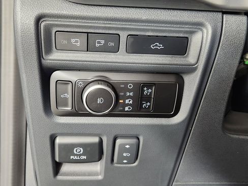 Used 2023 Ford F150 Lariat image 22