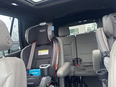 Used 2021 Chevrolet Tahoe Z71 w/ Z71 Signature Package AWD/4WD image 53