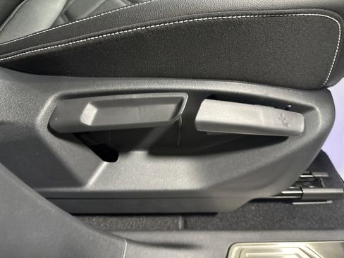 New 2025 Volkswagen Atlas SE image 45