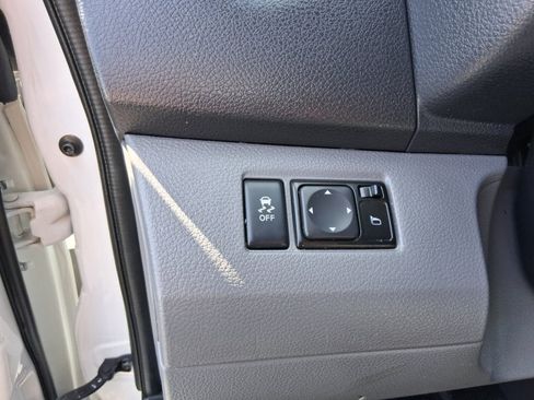 Used 2020 Nissan NV200 SV w/ Back Door Glass Package FWD image 15