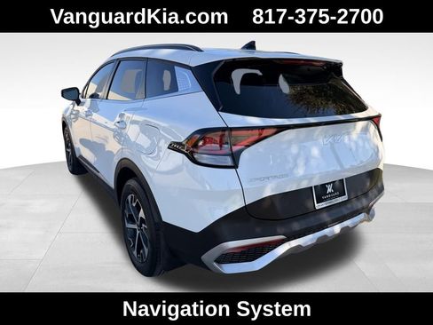 Used 2024 Kia Sportage EX w/ EX Premium Package image 2